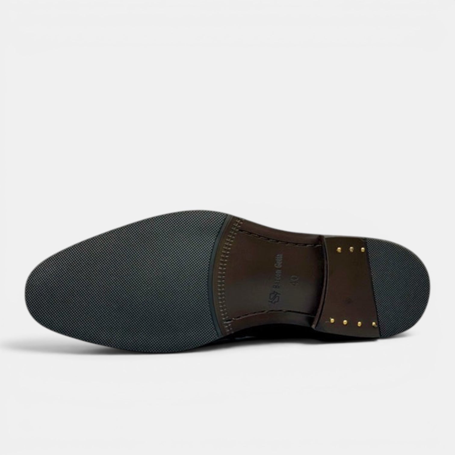 Barcon Getta Inc BISSAU Oxford dress shoes, hybrid sole with rubber forefoot and leather heel pad with brass nails.