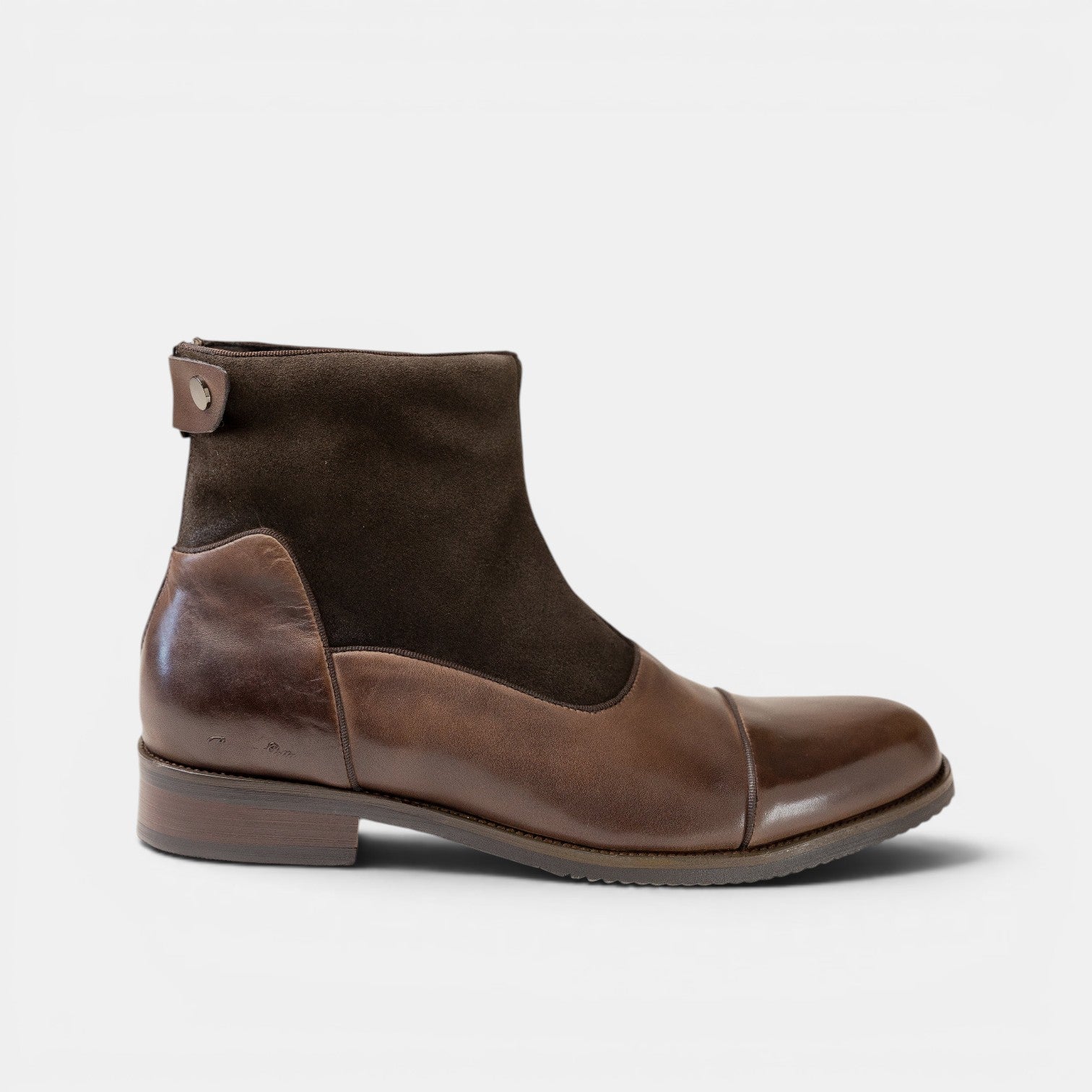 Barcon Getta Inc DJIBOUTI brown leather and suede ankle boots with cap toe detail and side zip.