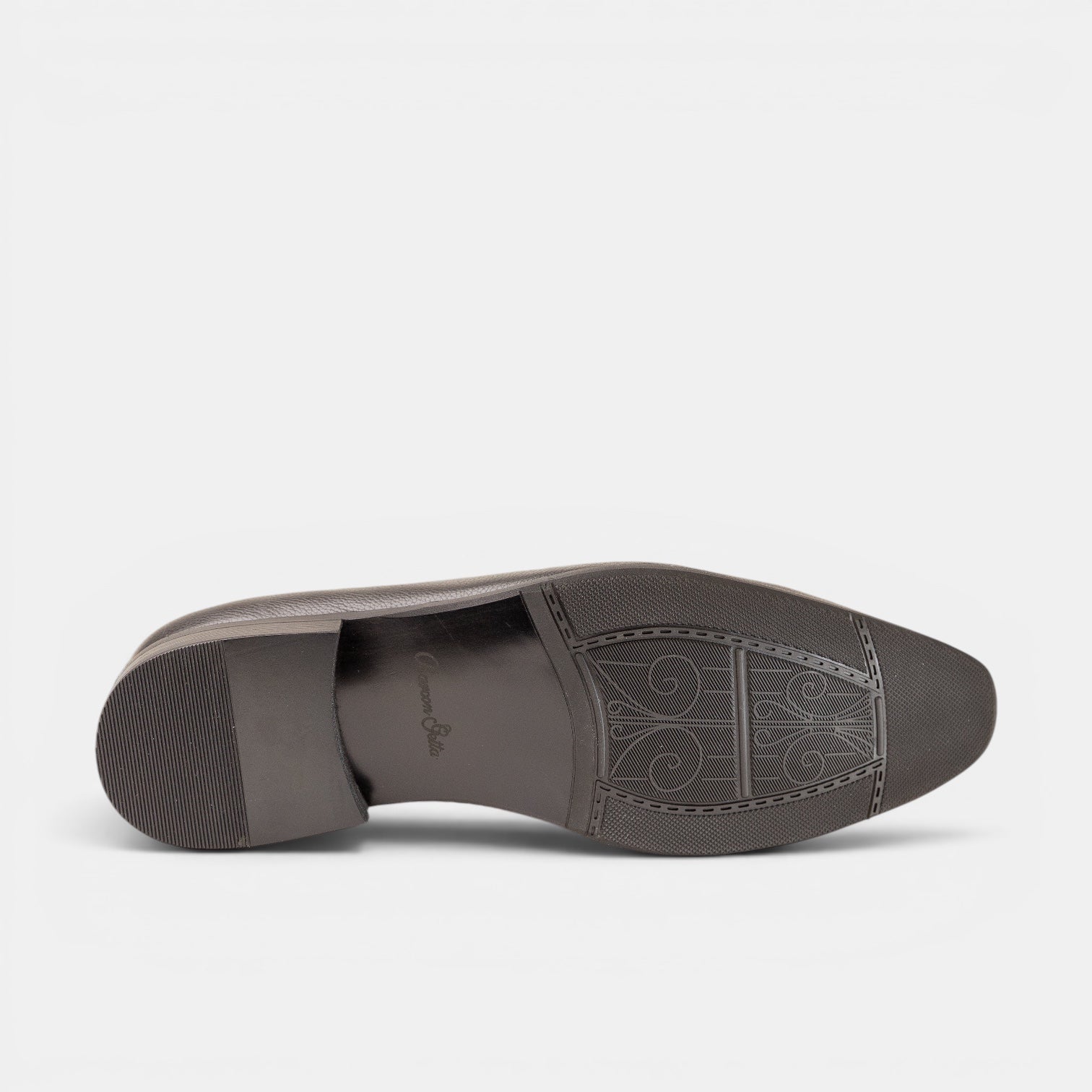 Barcon Getta Inc LUSAKA Oxford dress shoes in dark charcoal graphite leather with a plain toe and decorative sole engraving.