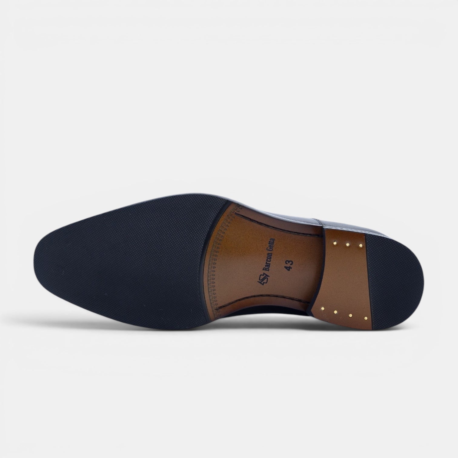 Barcon Getta Inc MOGADISHU CLASS navy full grain leather Oxford dress shoe sole view. Size 43.