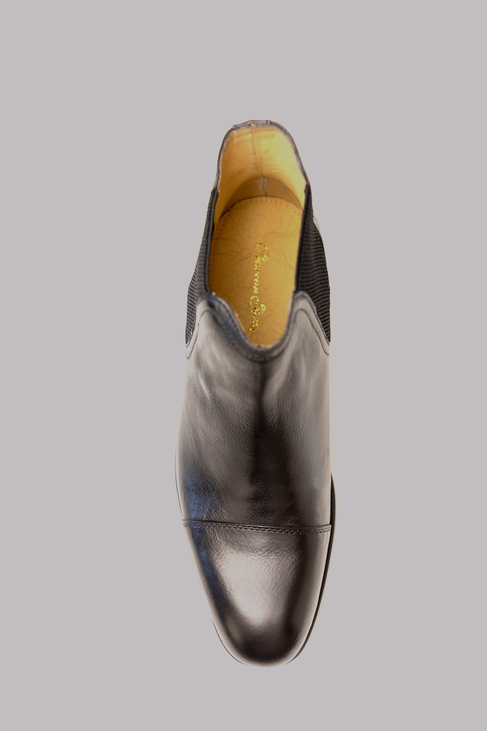 The best leather boots that is handmade in Ottwa, Canada with the highest quality. The shoe is made from 100% leather and has a full leather insole liner for comfort - The best Leather shoe in Canada.