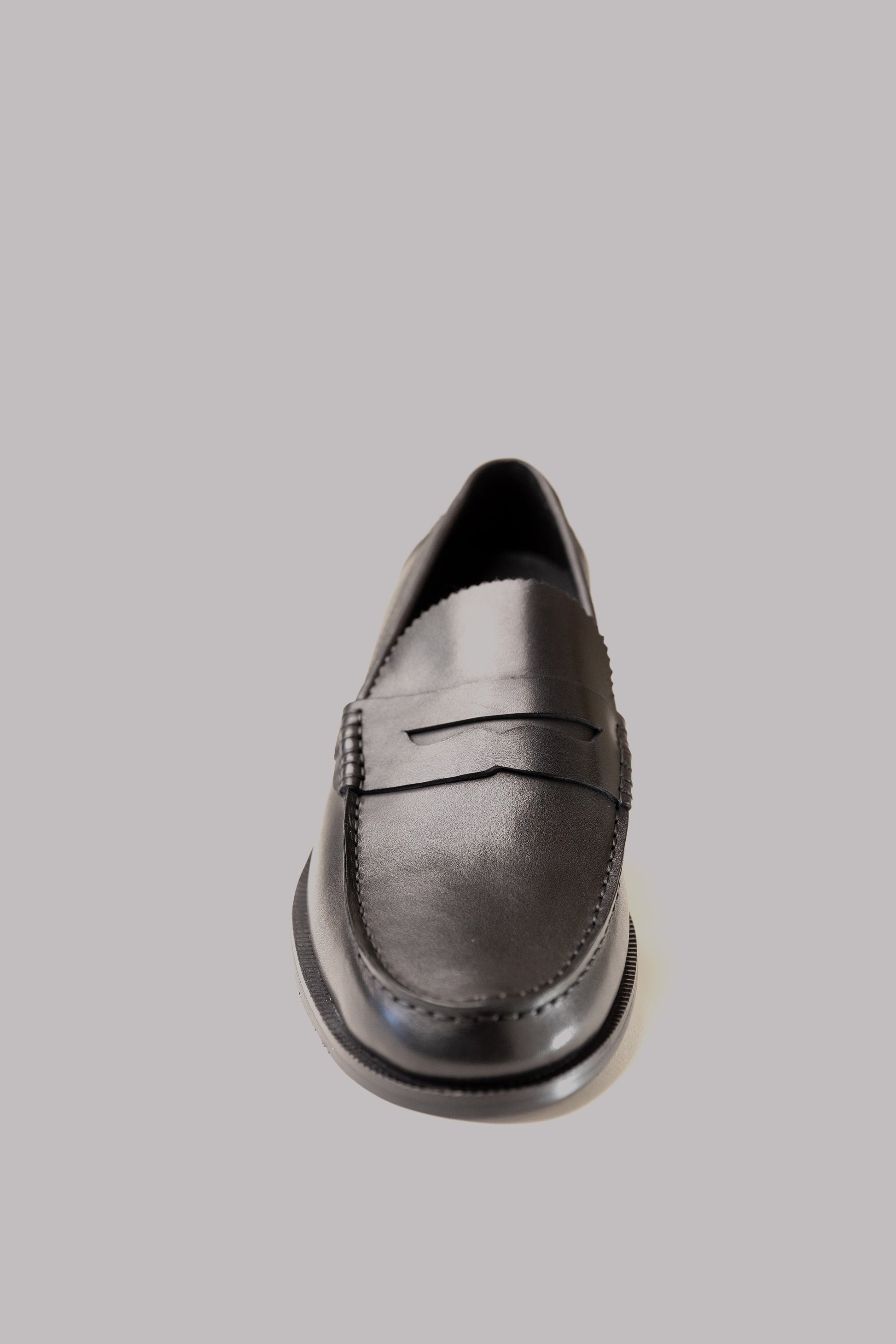 The best leather shoe that is handmade in Ottwa, Canada with the highest quality. The shoe is made from 100% leather and has a full leather insole liner for comfort - The best Leather shoe in Canada.