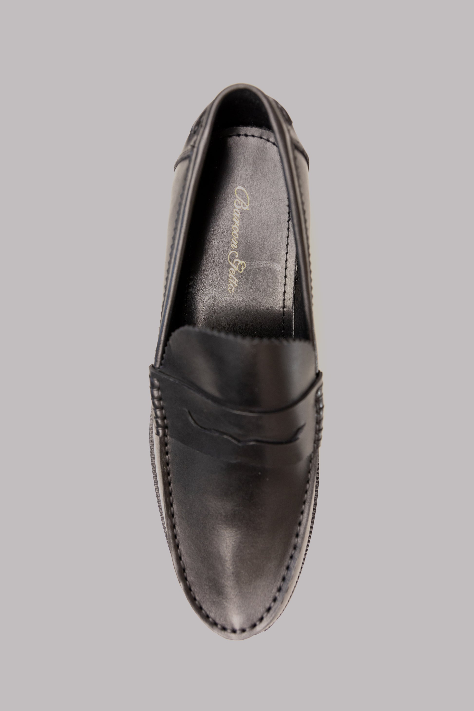 The best leather shoe that is handmade in Ottwa, Canada with the highest quality. The shoe is made from 100% leather and has a full leather insole liner for comfort - The best Leather shoe in Canada.