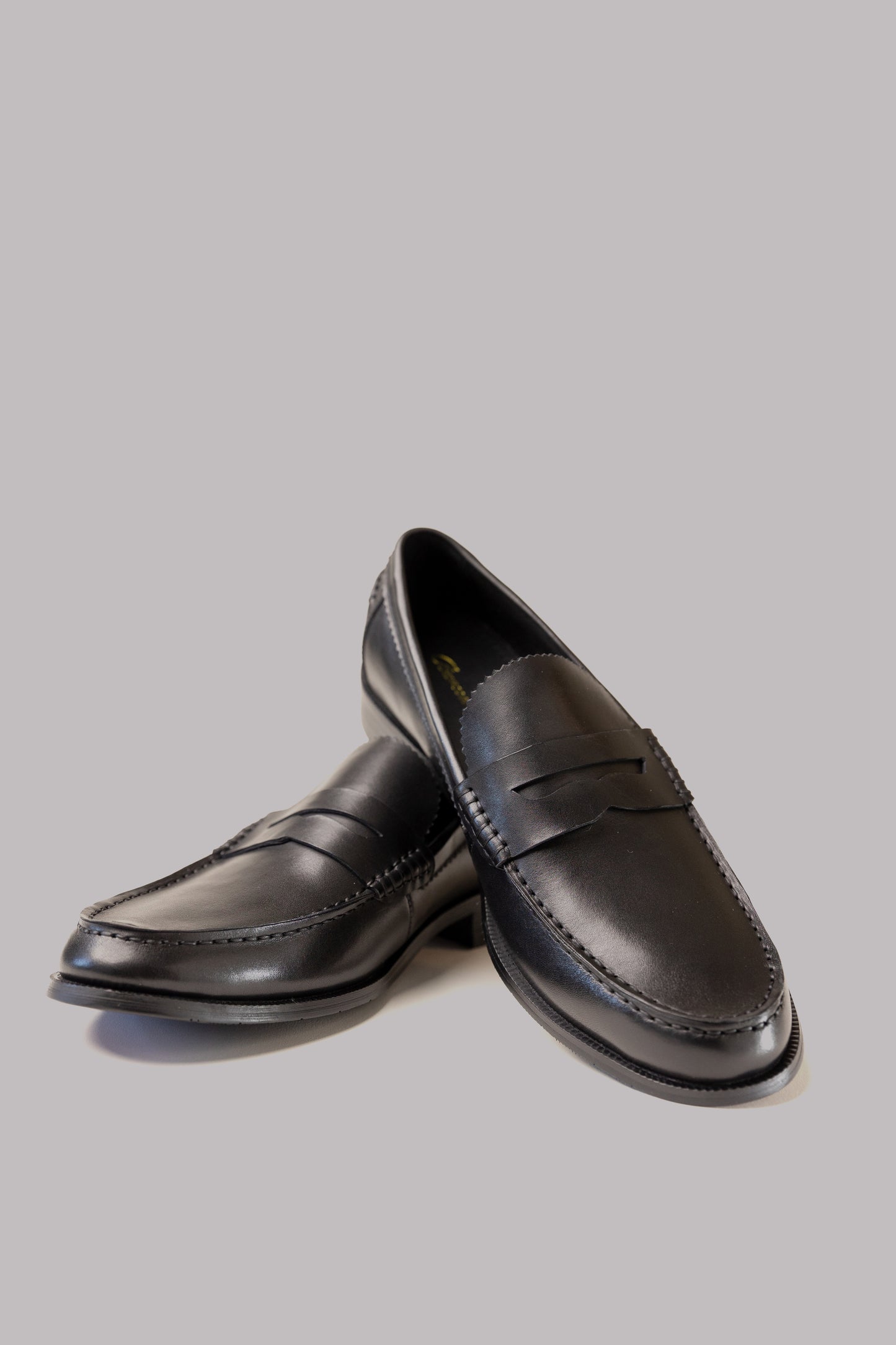 The best leather shoe that is handmade in Ottwa, Canada with the highest quality. The shoe is made from 100% leather and has a full leather insole liner for comfort - The best Leather shoe in Canada.