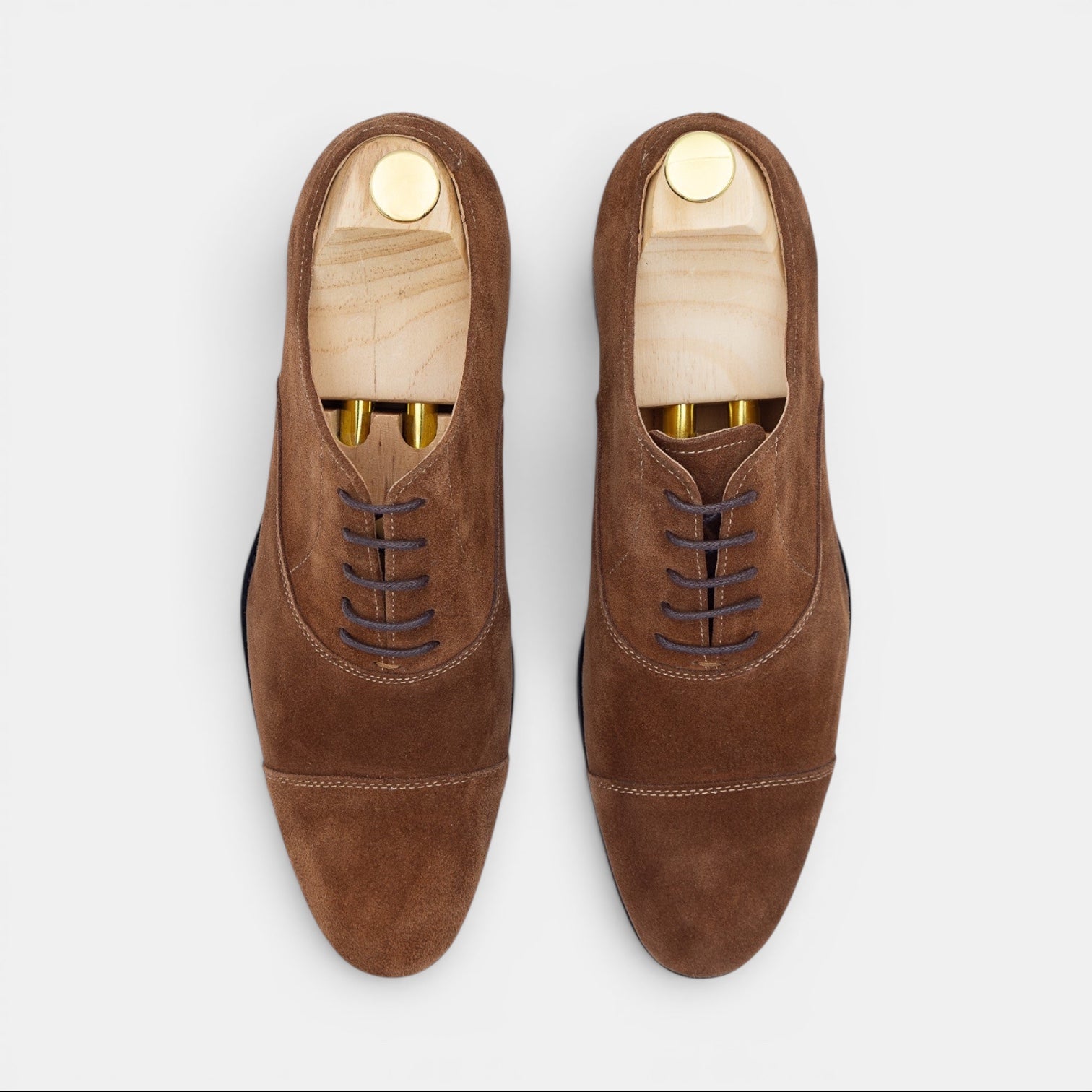 Barcon Getta Inc HAKIM warm tan cognac suede cap toe Oxford dress shoes with closed lacing and mahogany sole.