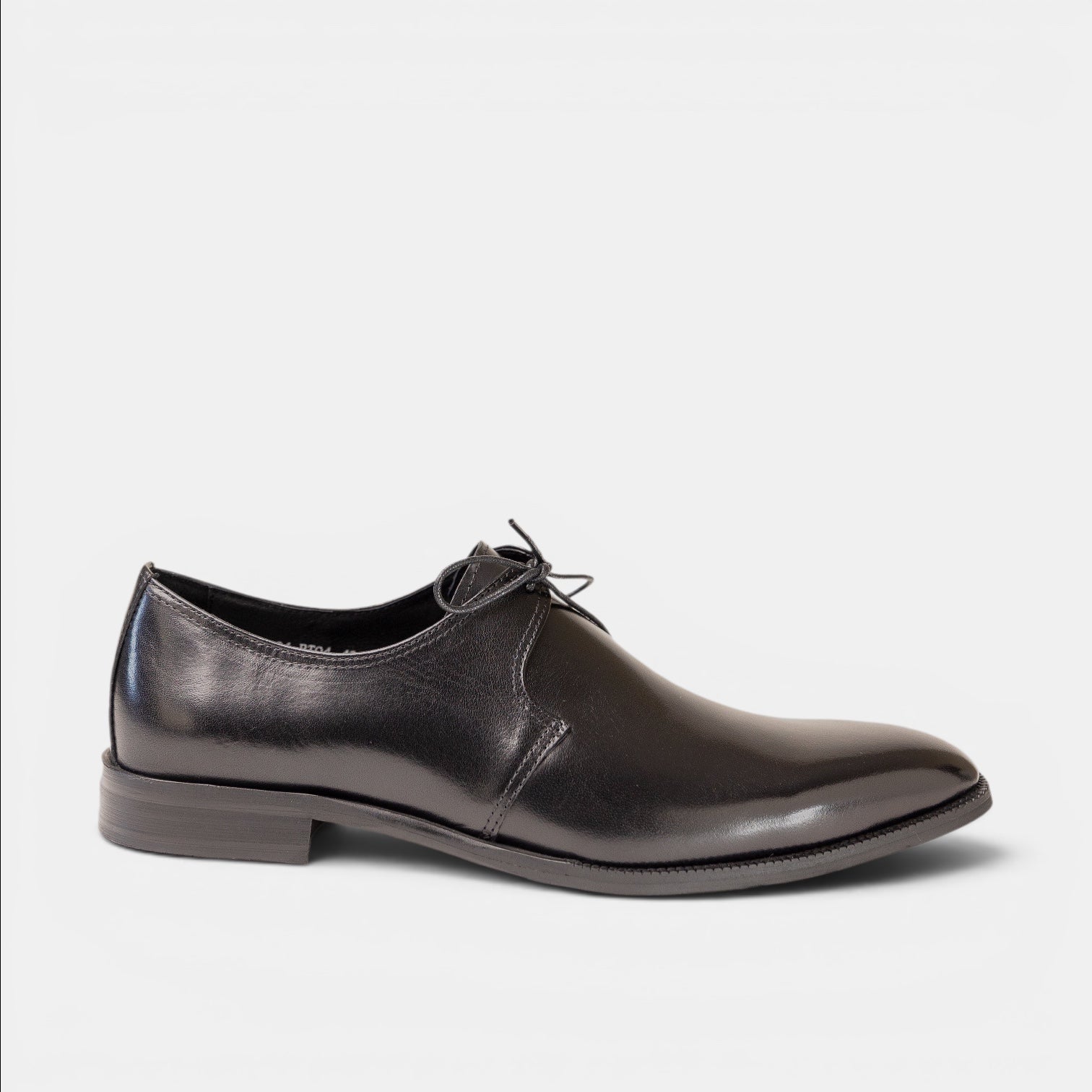 Barcon Getta Inc MALABO single lace derby dress shoe in black full grain leather with a pointed toe and hybrid sole.